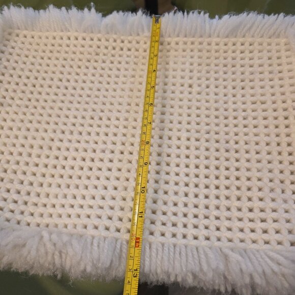 White Woven Cotton Placemats With Fringe Set Of 2 VTG Funky Retro Decor 13x18" - Picture 6 of 9